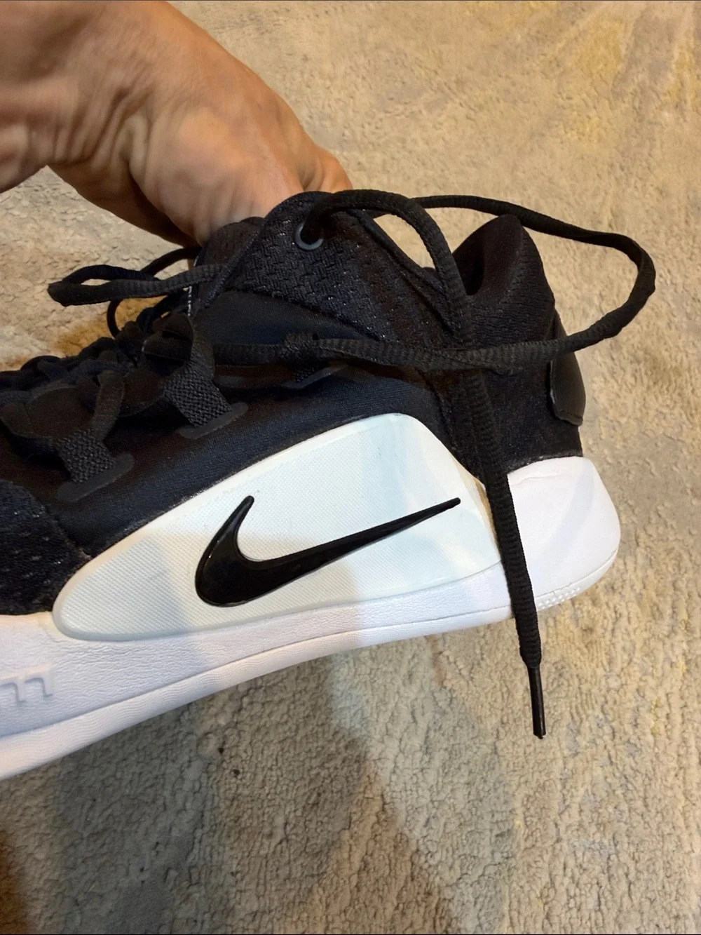 Nike men hyperdunk